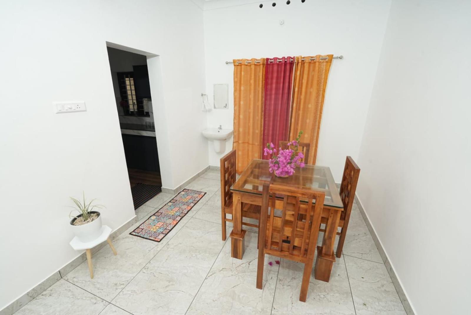 Villa Mantraa Varkala Esterno foto